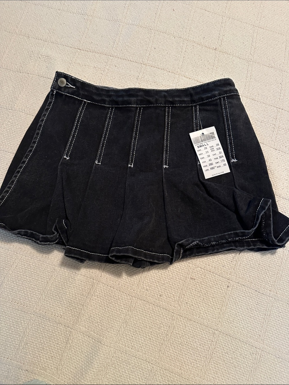 Brandy Melville Black Pleated Mini Skort